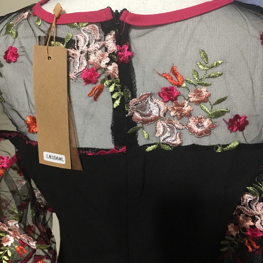 1 LEFT New  floral  embroidered dress - Picture 6 of 8